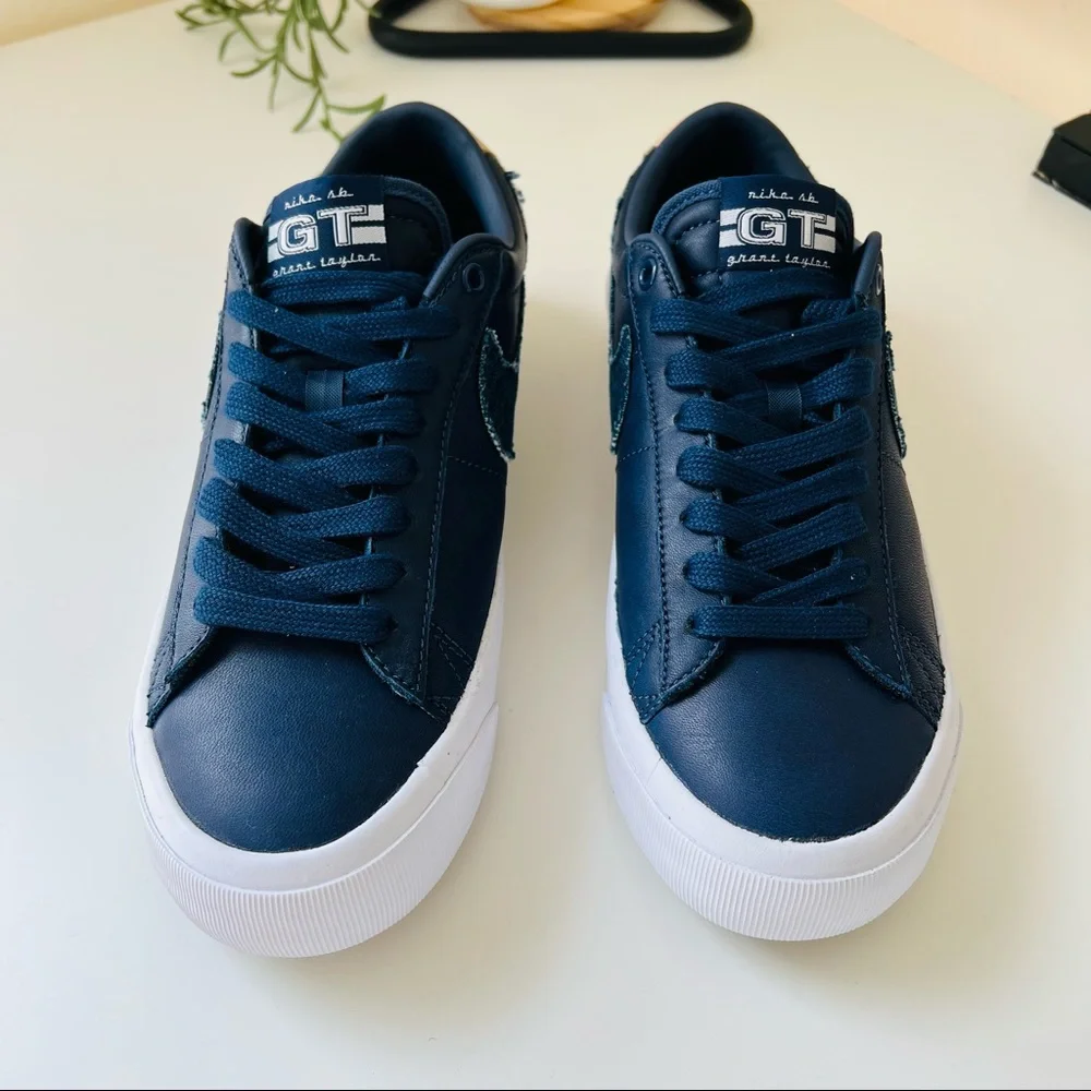 Nike SB Zoom Blazer Low Pro GT Premium - Picture 4 of 9